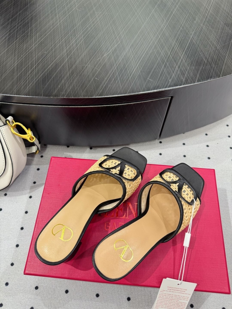 Va1e*ntin0 heeled shoes